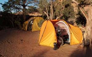 nomad-motorcycle-tent