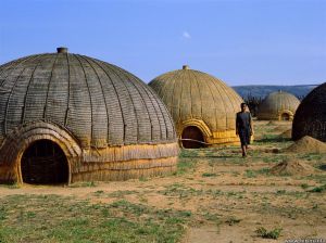 zulu-huts-south-africa